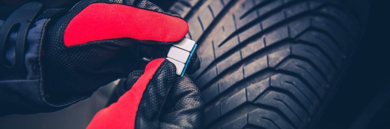 How Incorrect Tire Size Impacts Fuel Efficiency and Safety in Saudi Driving